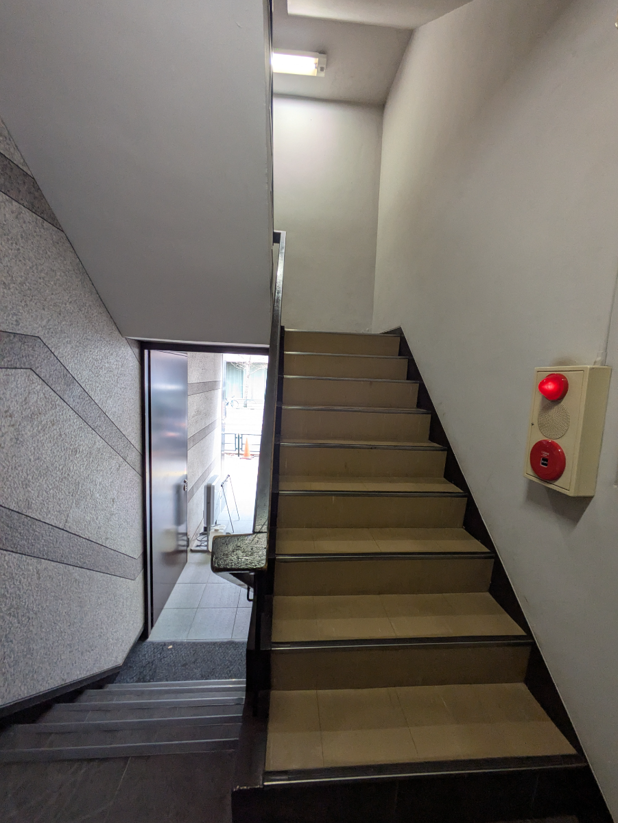 v20260406072300/fresh/building/J00100387883_5