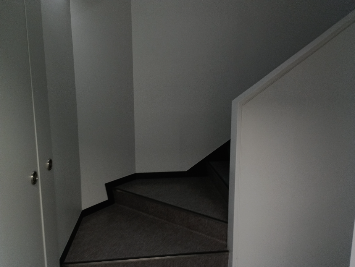 v20260406072300/fresh/building/J00100389483_5