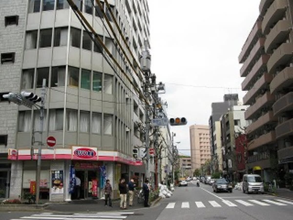 v20260406072300/fresh/building/J00100392975_2