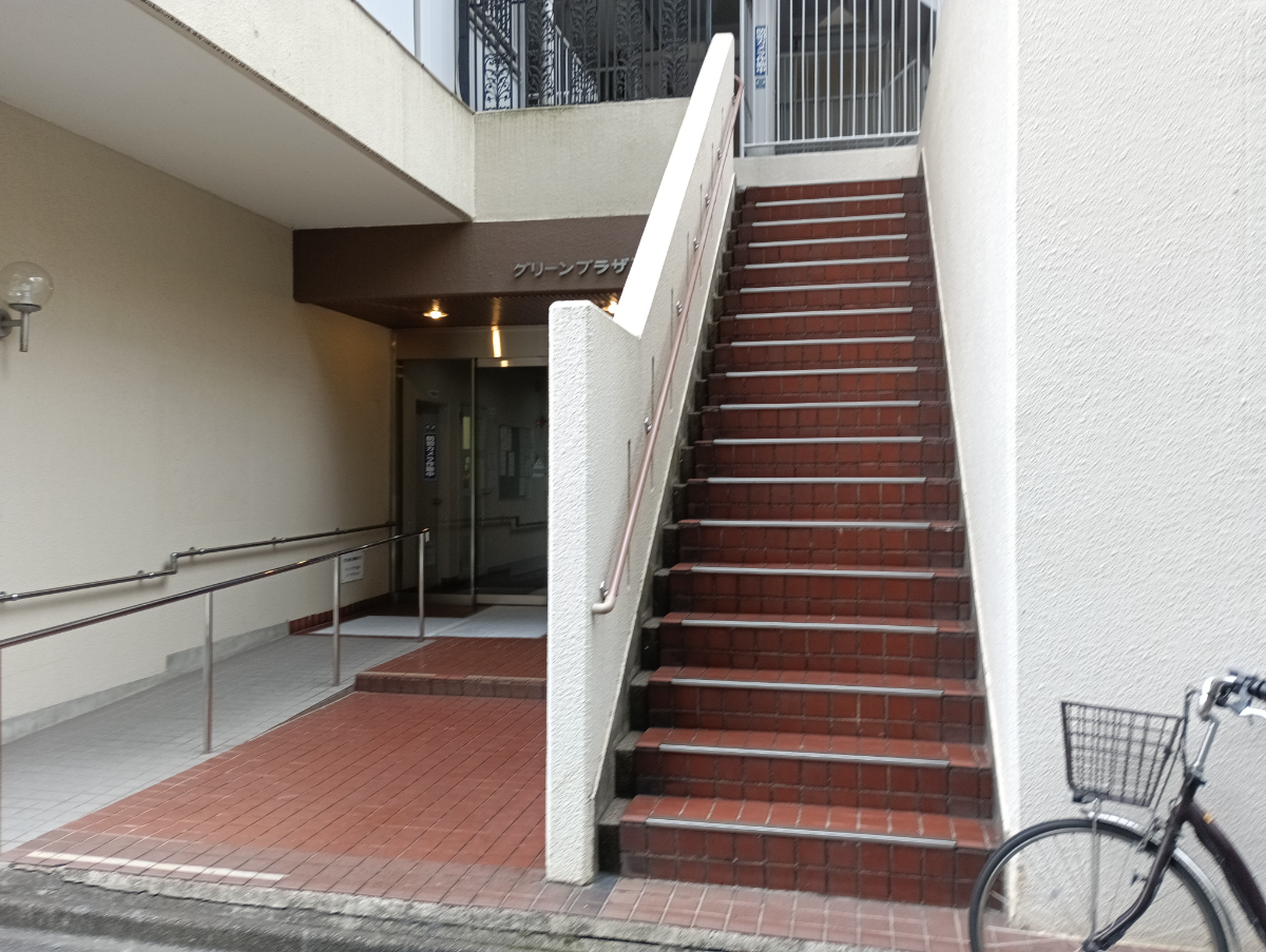 v20260406072300/fresh/building/J00100393237_3