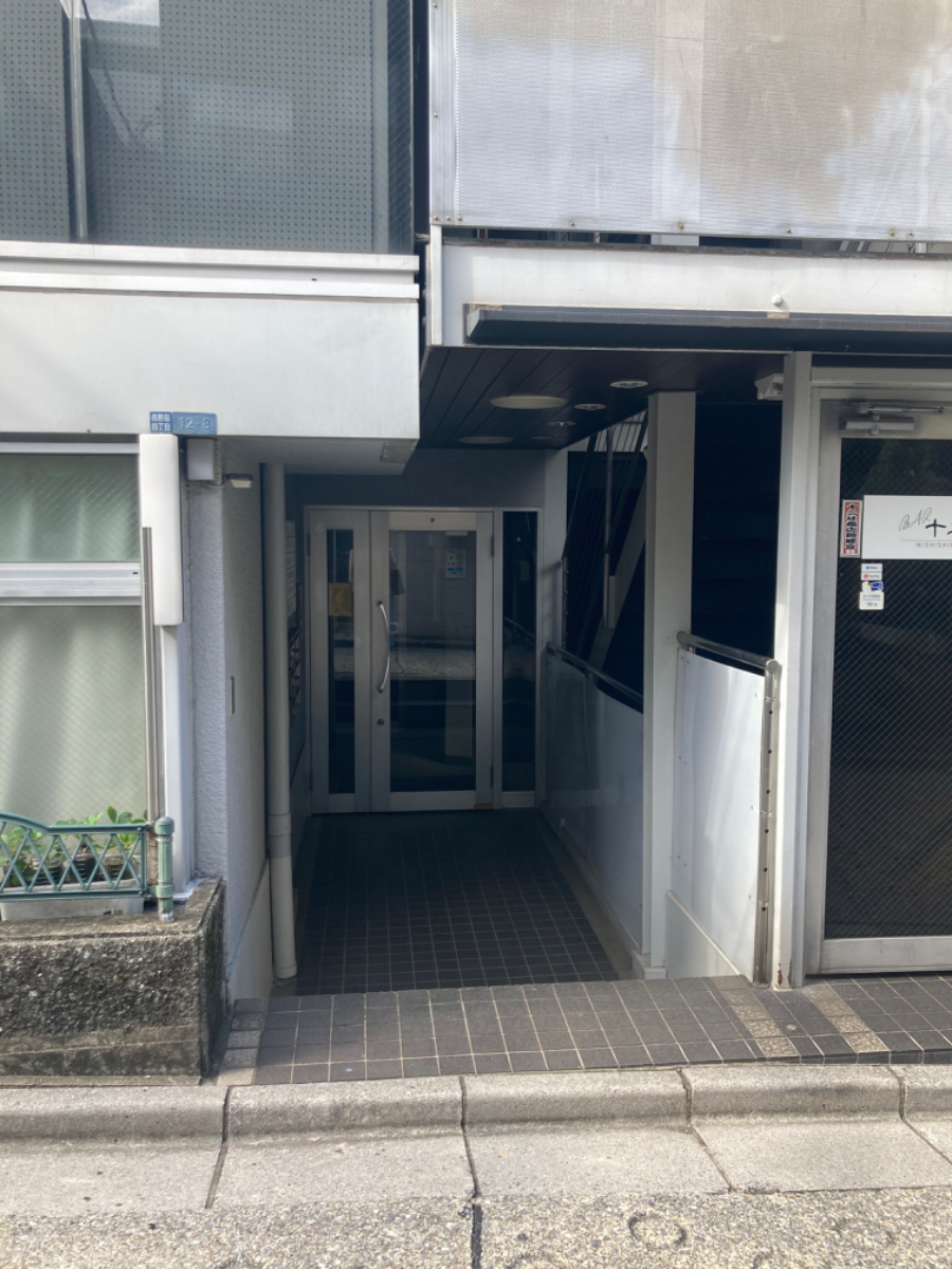 v20260406072300/fresh/building/J00100402775_3