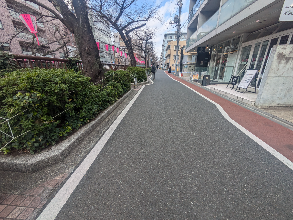 v20260406072300/fresh/building/J00100404523_10