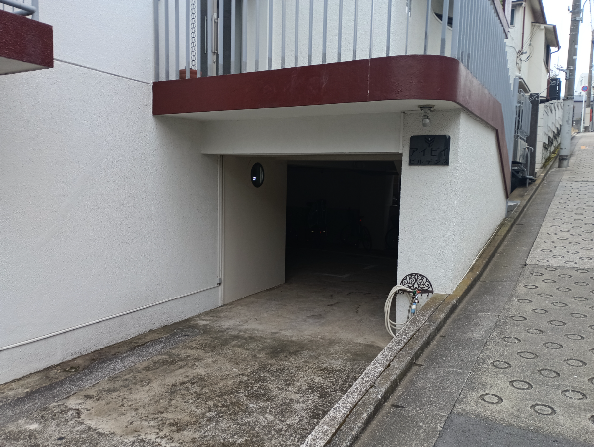 v20260406072300/fresh/building/J00100405849_3