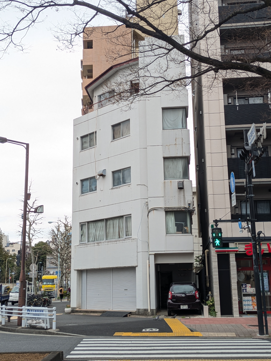 v20260406072300/fresh/building/J00100636047_11