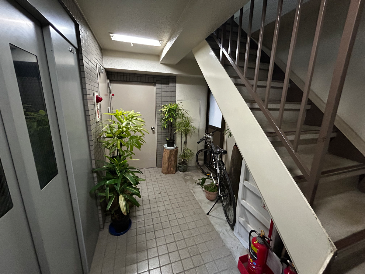 v20260406072747/fresh/building/J00100379100_8