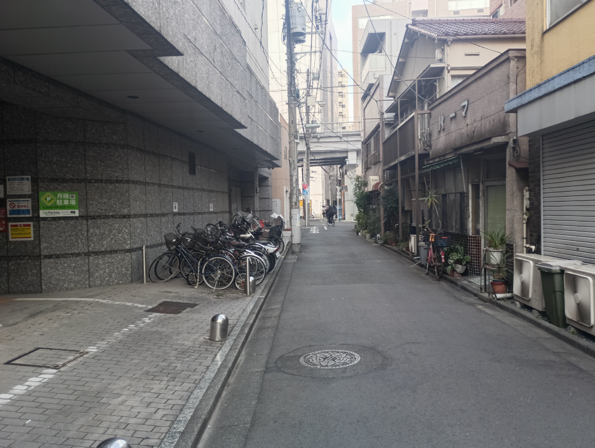 v20260409150808/fresh/building/J00100384983_24