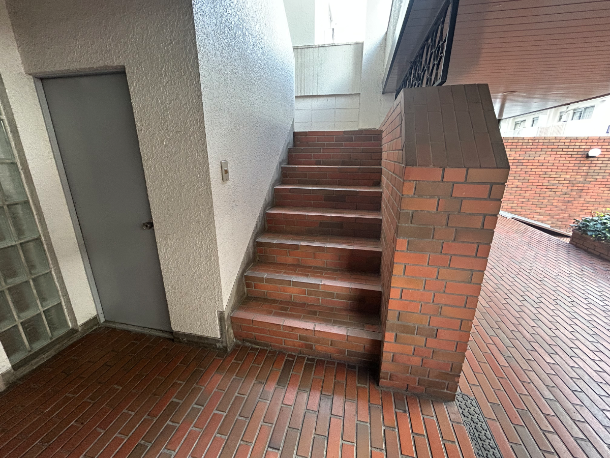 v20260409150808/fresh/building/J00100609424_3