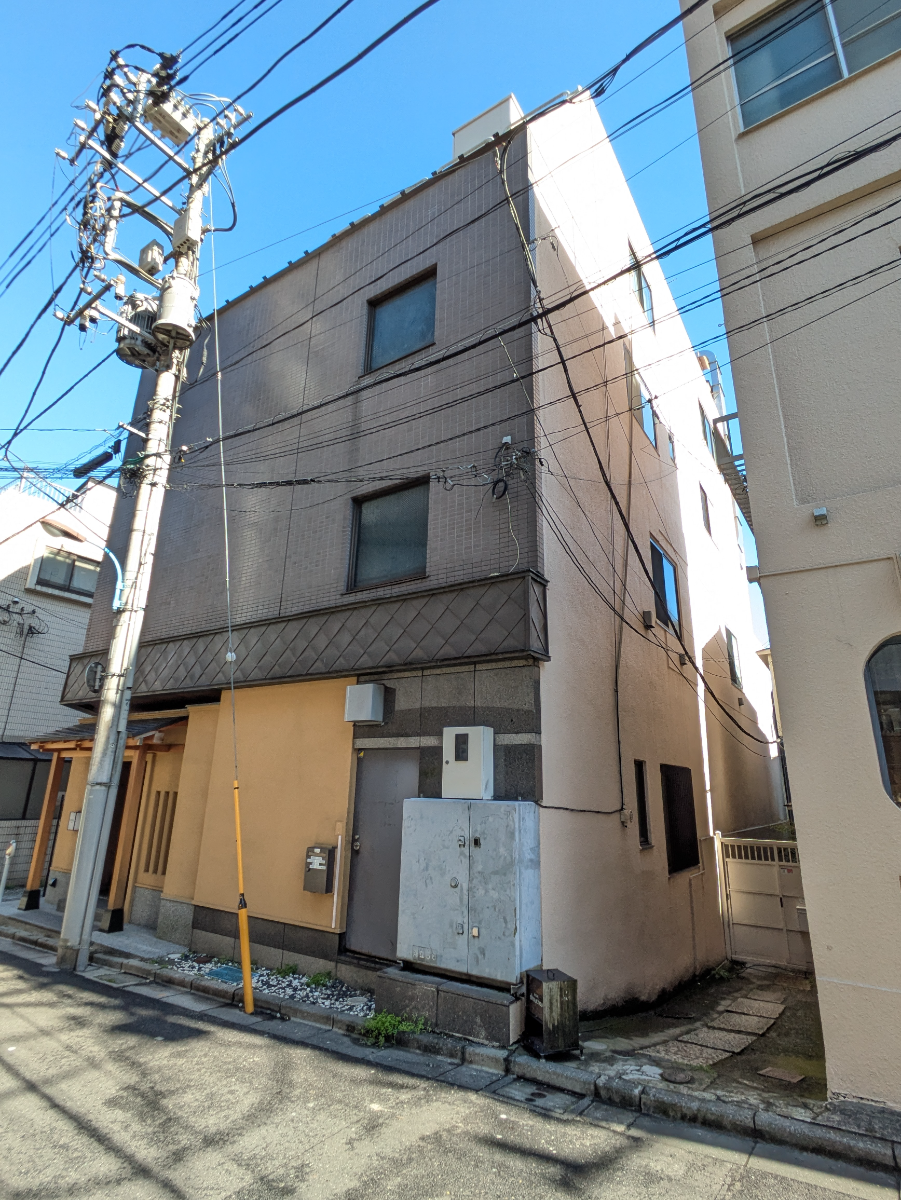 v20260410151004/fresh/building/J00100368235_8
