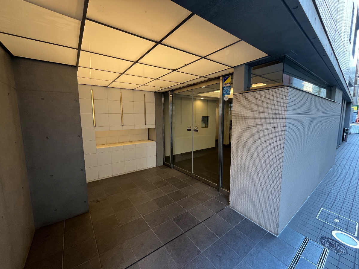 v20260410151004/fresh/building/J00100384493_3