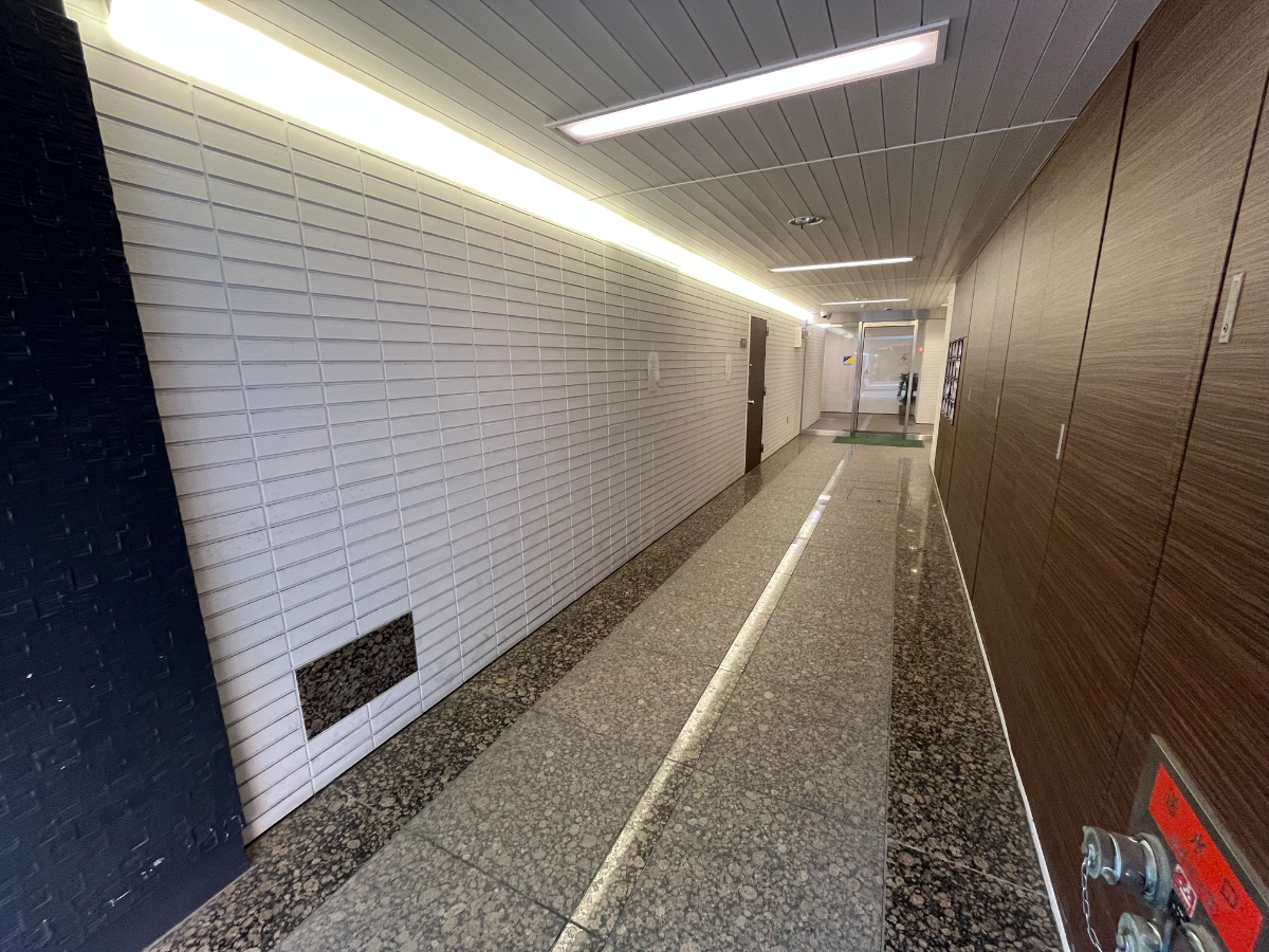 v20260410151004/fresh/building/J00100384497_8