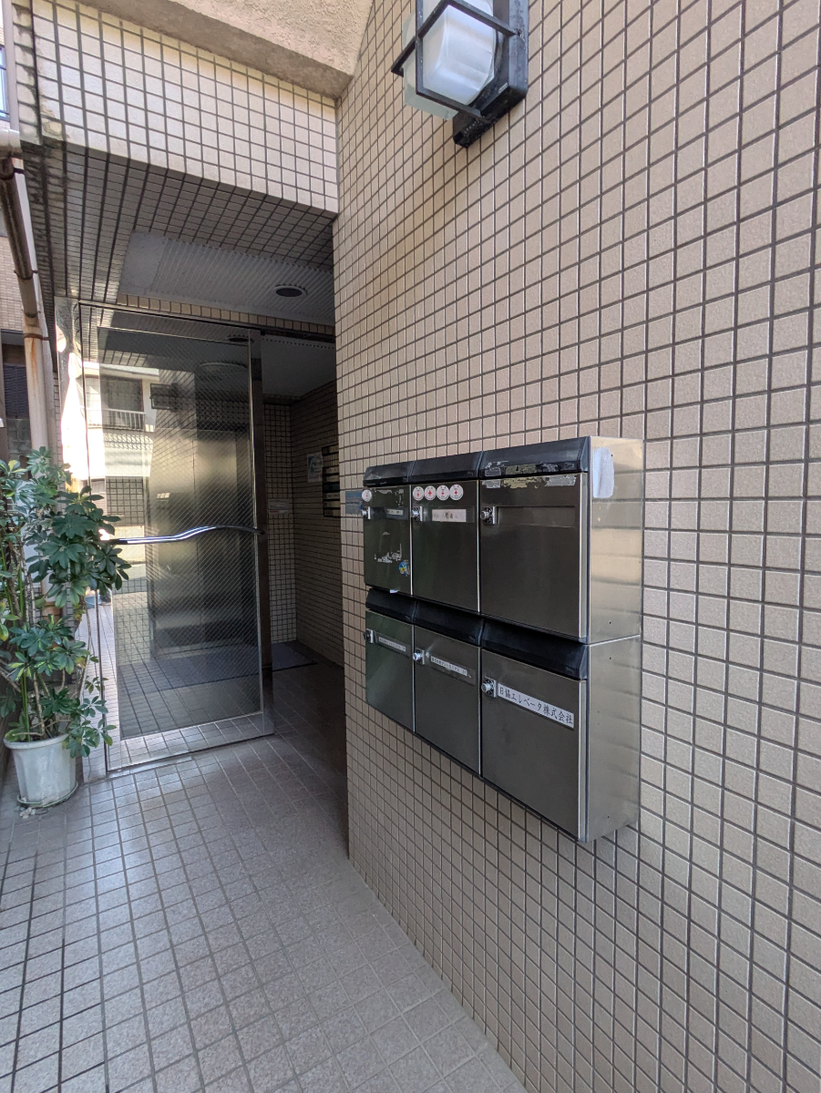 v20260410151004/fresh/building/J00100386435_10