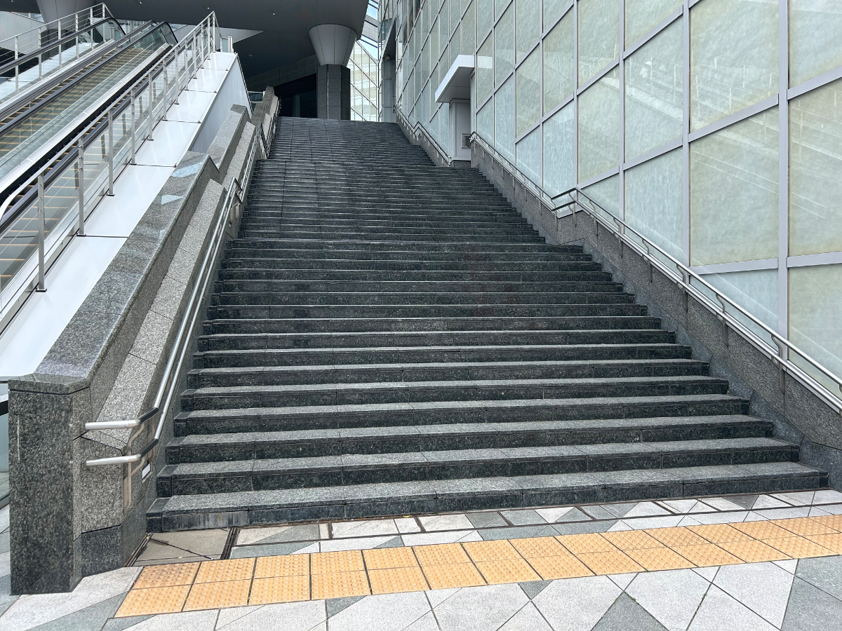 v20260410151004/fresh/building/J00100390401_7