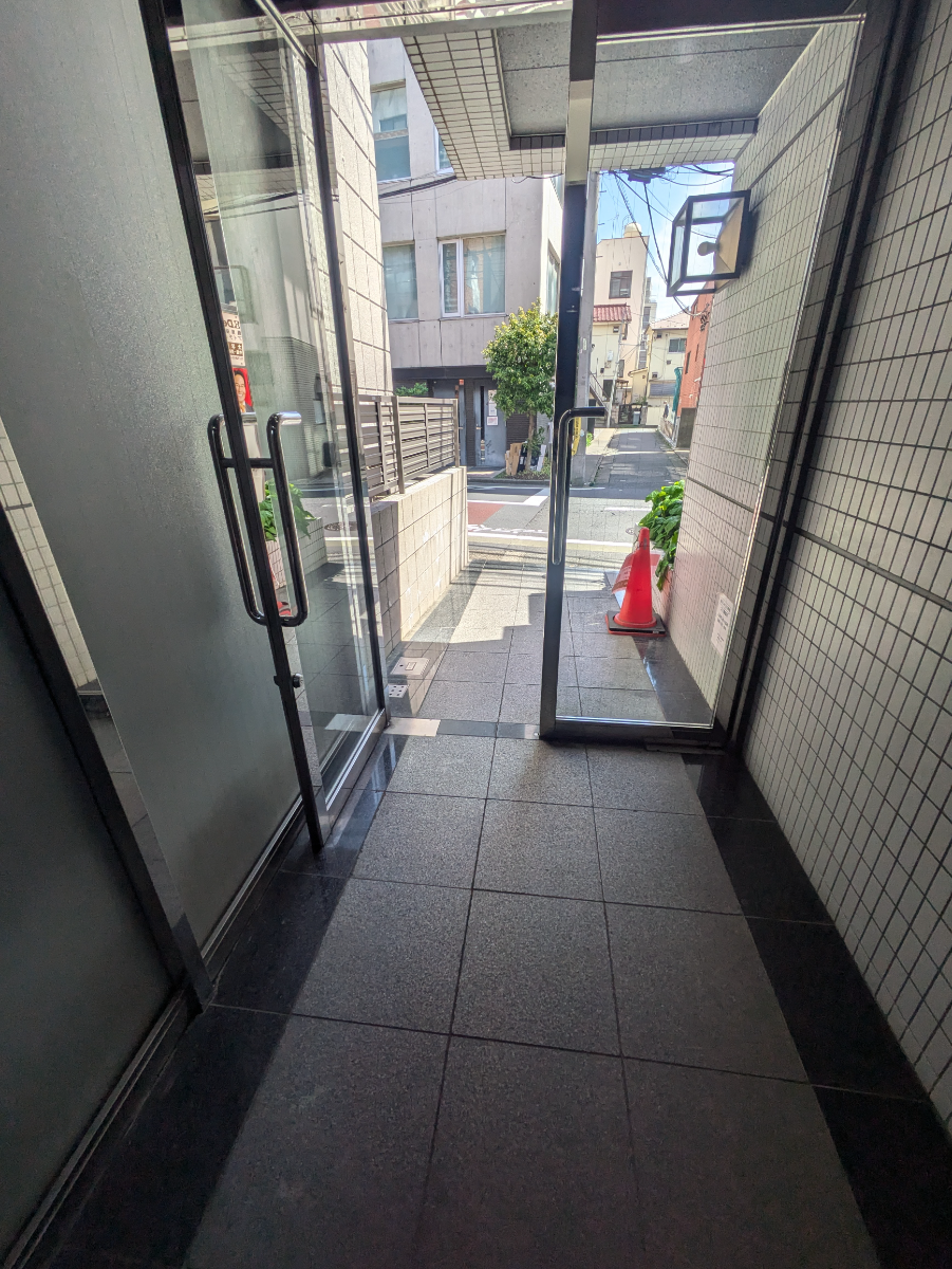 v20260410151004/fresh/building/J00100418570_8