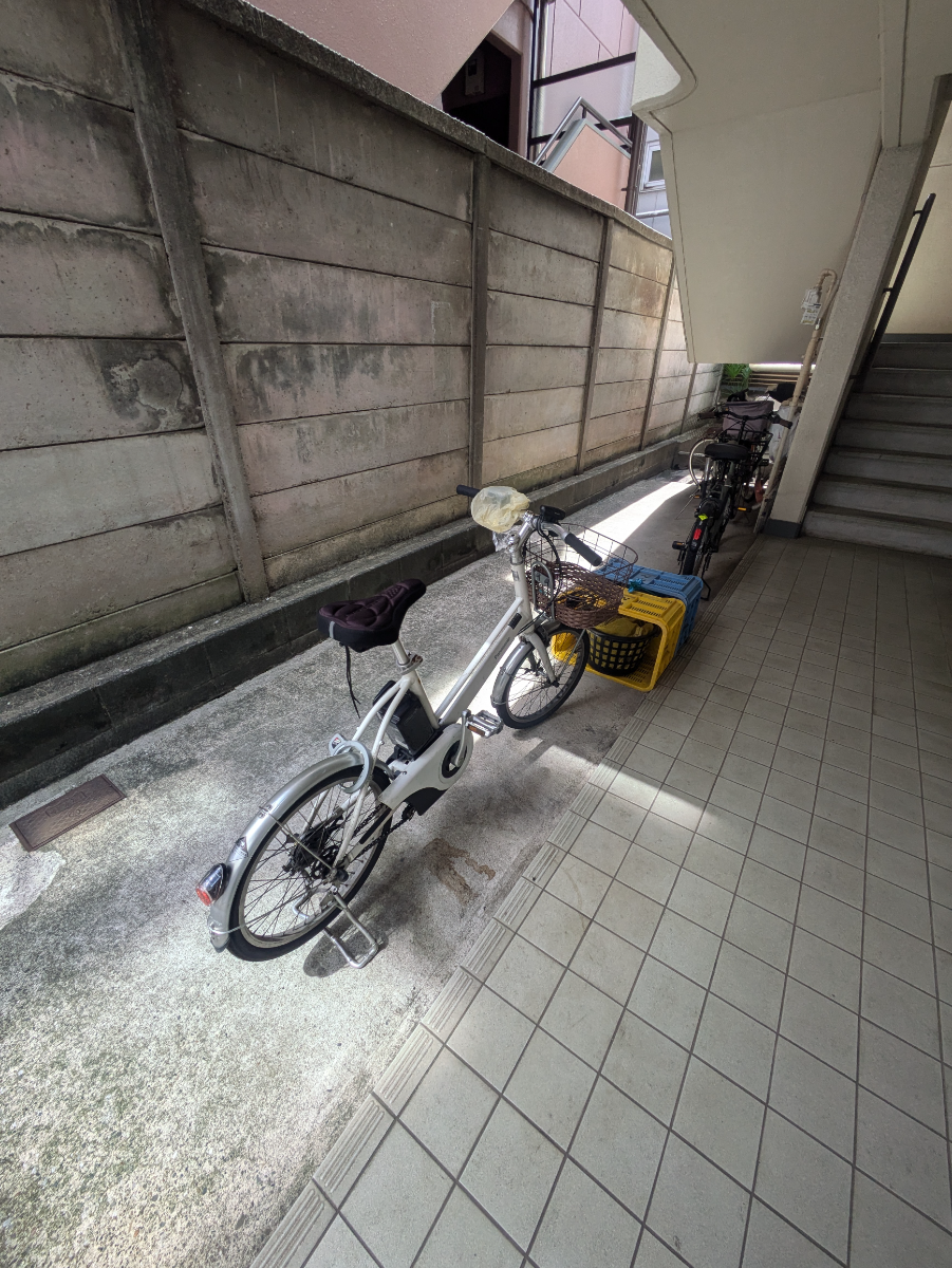 v20260410151004/fresh/building/J00100634193_9