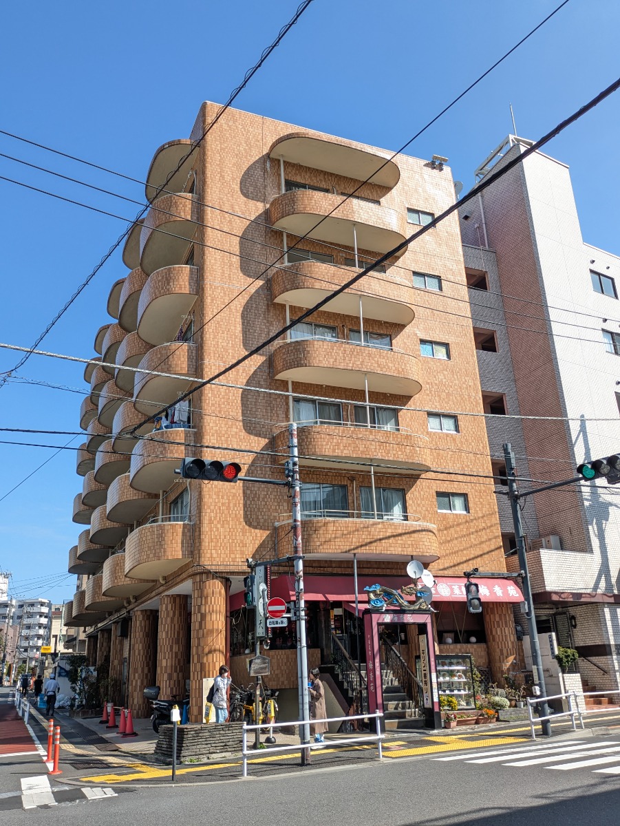 v20260410151004/fresh/building/J00100636056_9