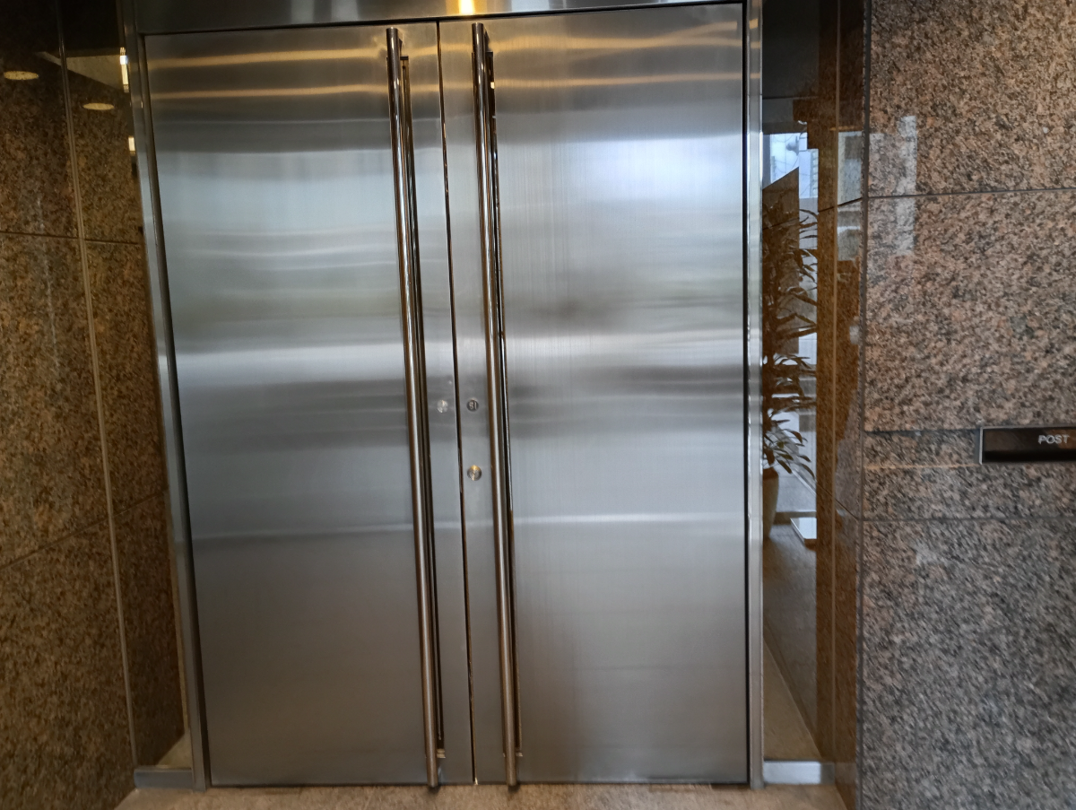 v20260411150636/fresh/building/J00100379065_15
