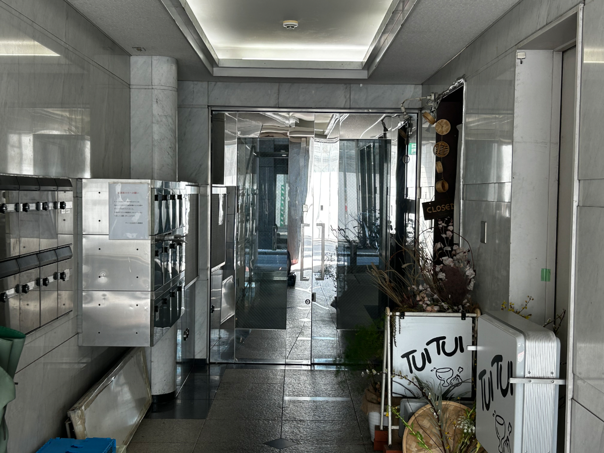 v20260411150636/fresh/building/J00100380564_57