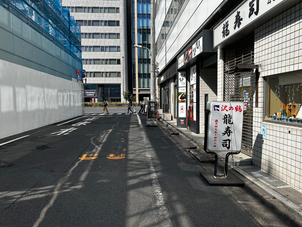 v20260411150636/fresh/building/J00100380564_60