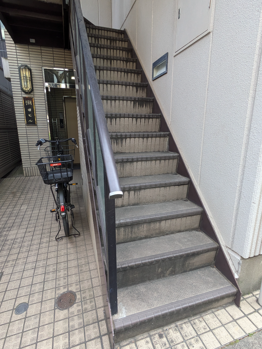 v20260411150636/fresh/building/J00100395219_10