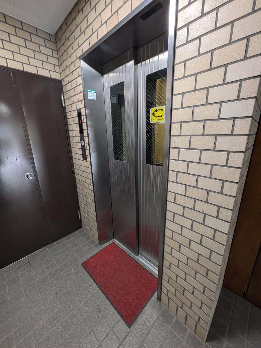 v20260411150636/fresh/building/J00100405094_4