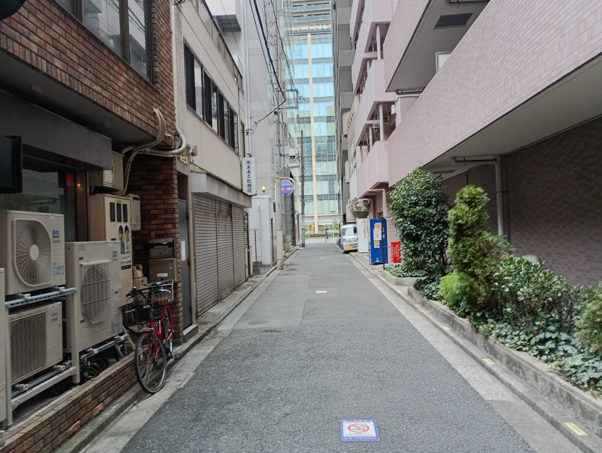v20260411150636/fresh/building/J00100405701_10