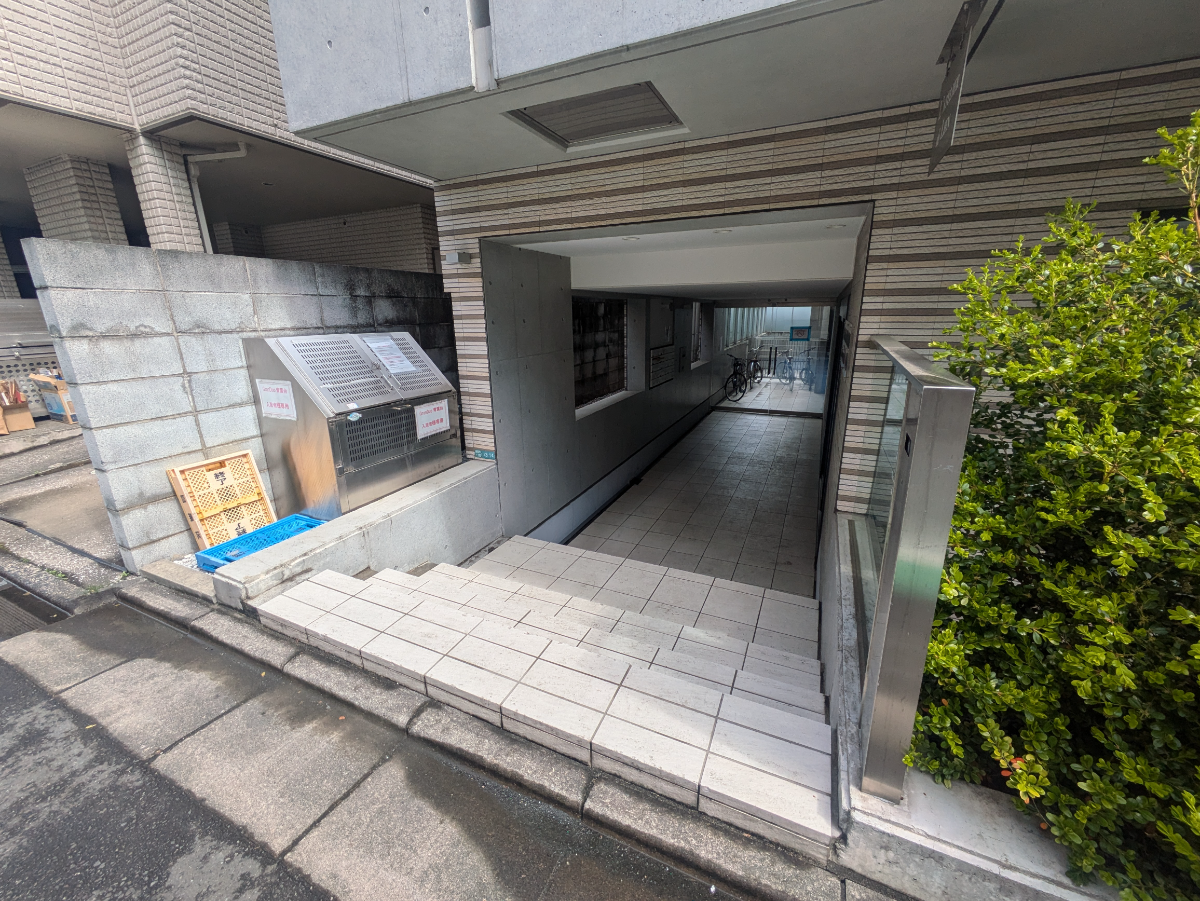 v20260414150859/fresh/building/J00100418578_3