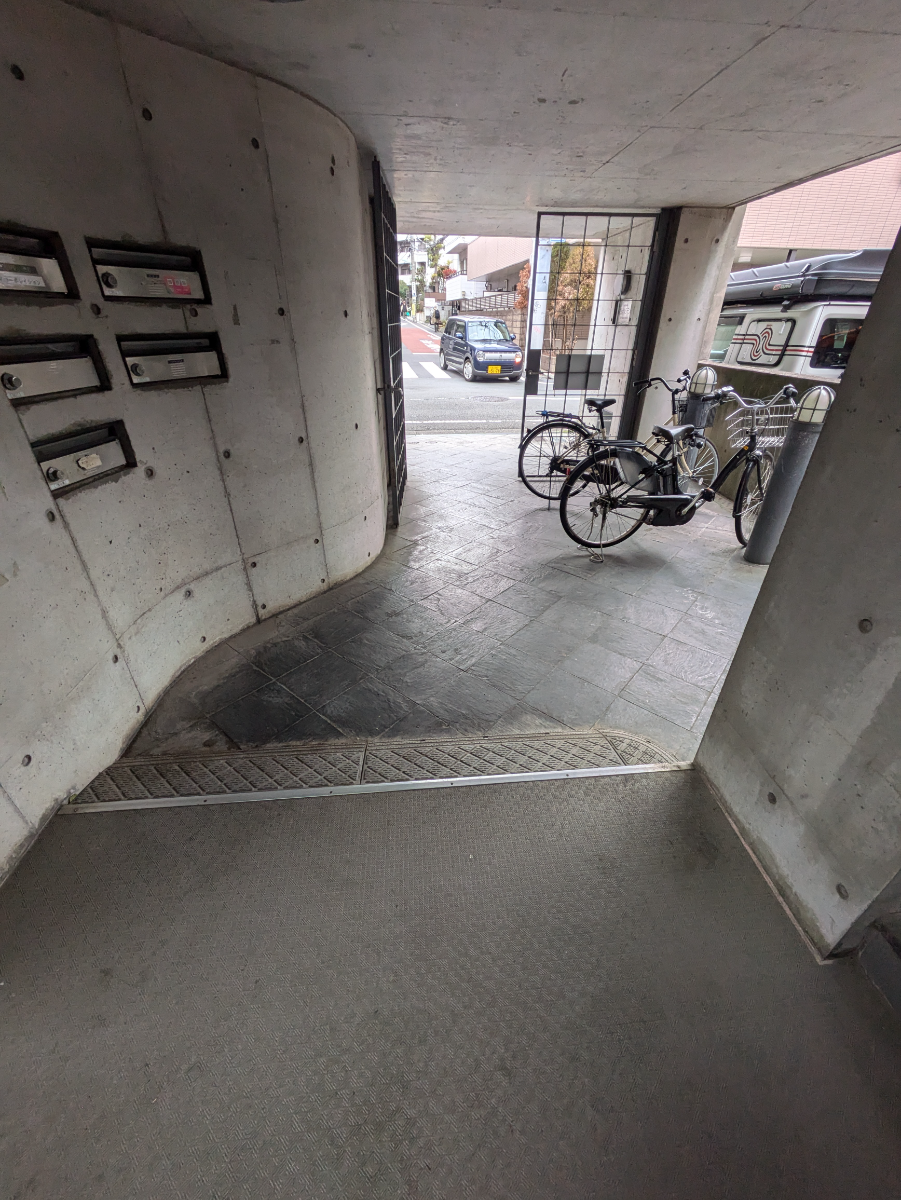 v20260417150758/fresh/building/J00100393398_8