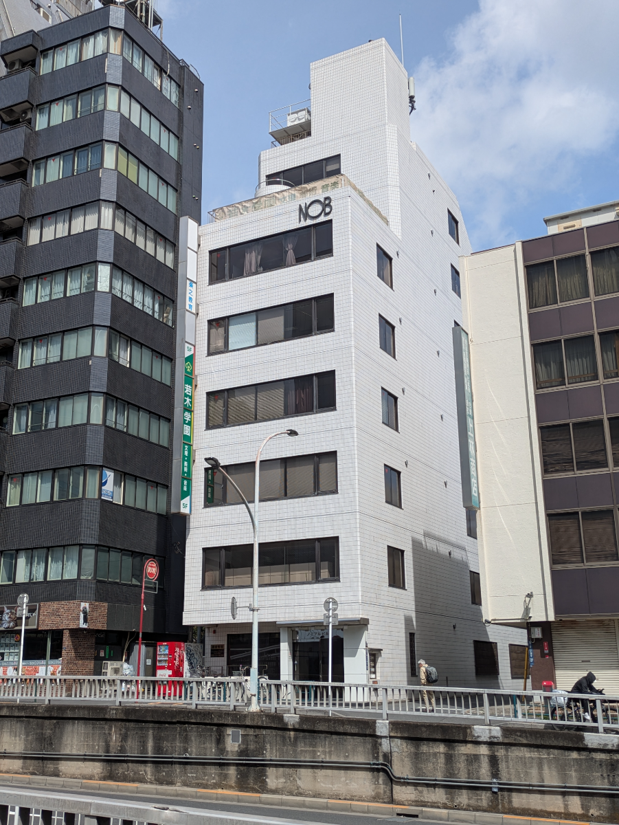 v20260418150639/fresh/building/J00100394183_12