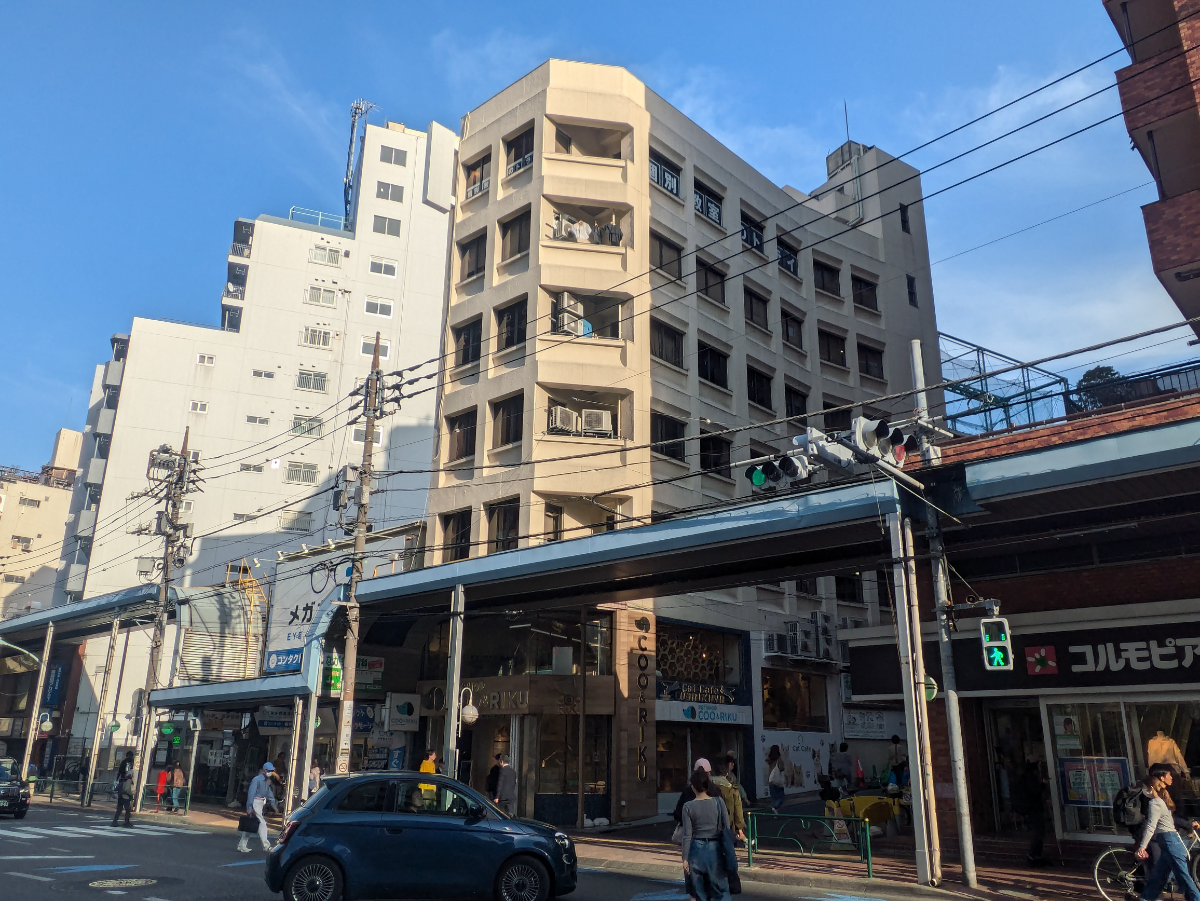 v20260423151000/fresh/building/J00100366122_5