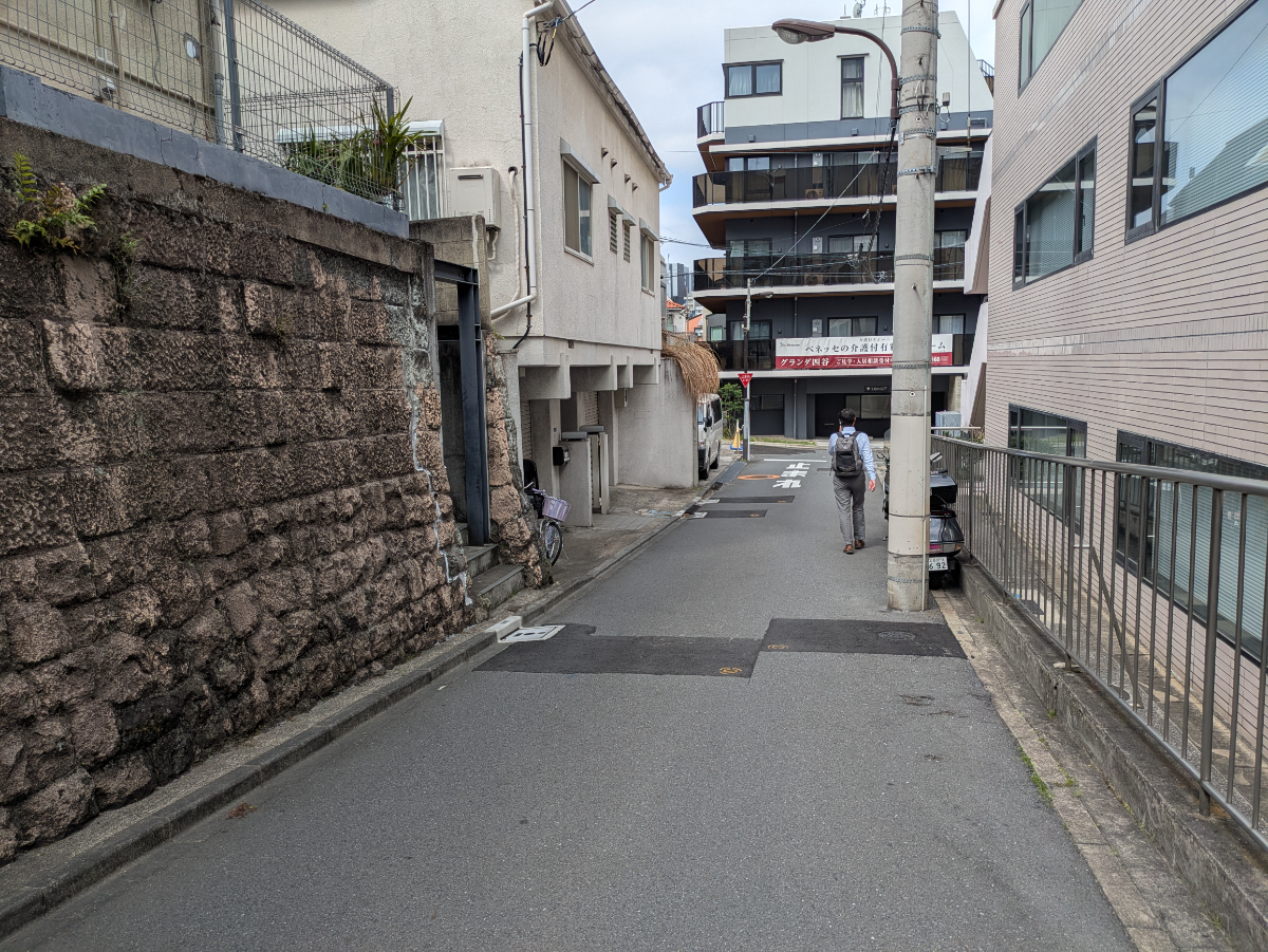 v20260423151000/fresh/building/J00100390001_2