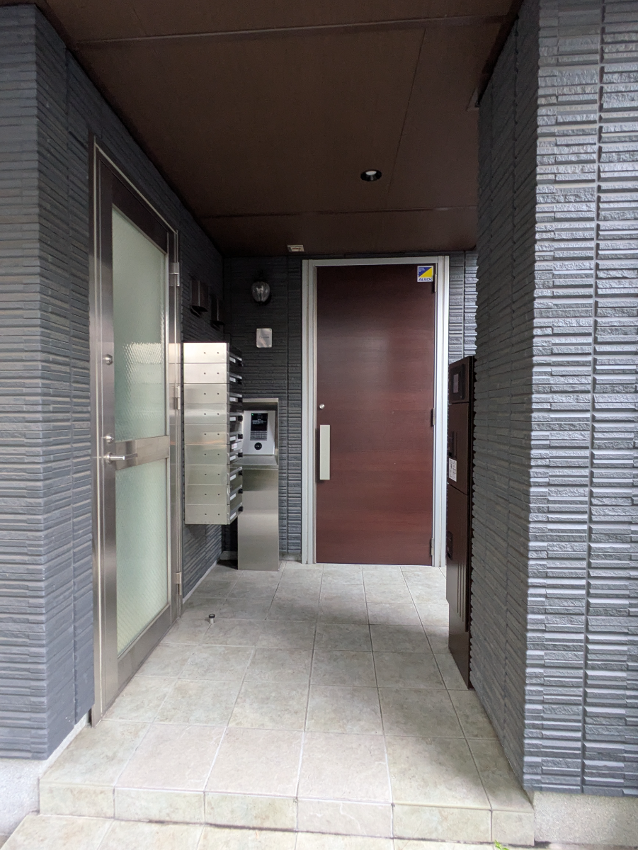 v20260423151000/fresh/building/J00100403303_3