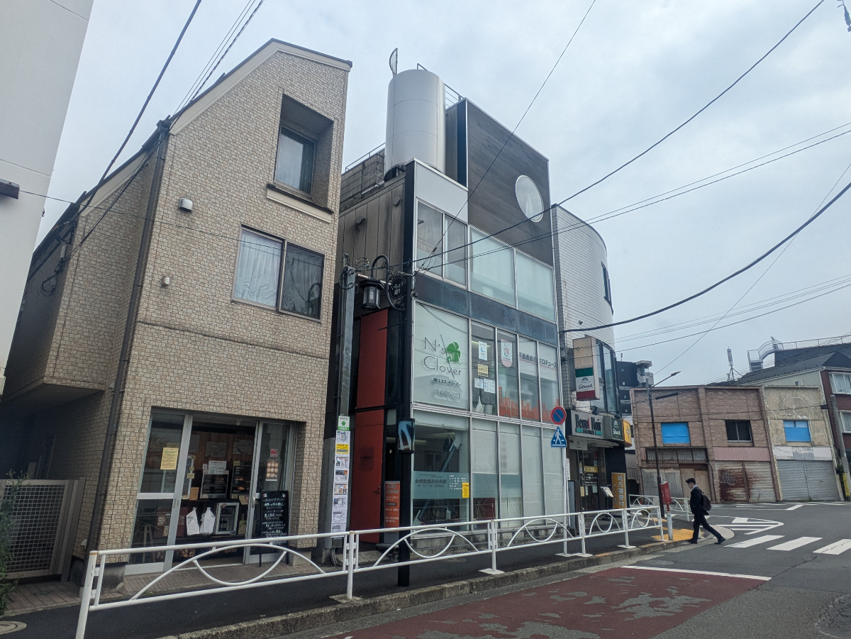 v20260423151000/fresh/building/J00100404772_5
