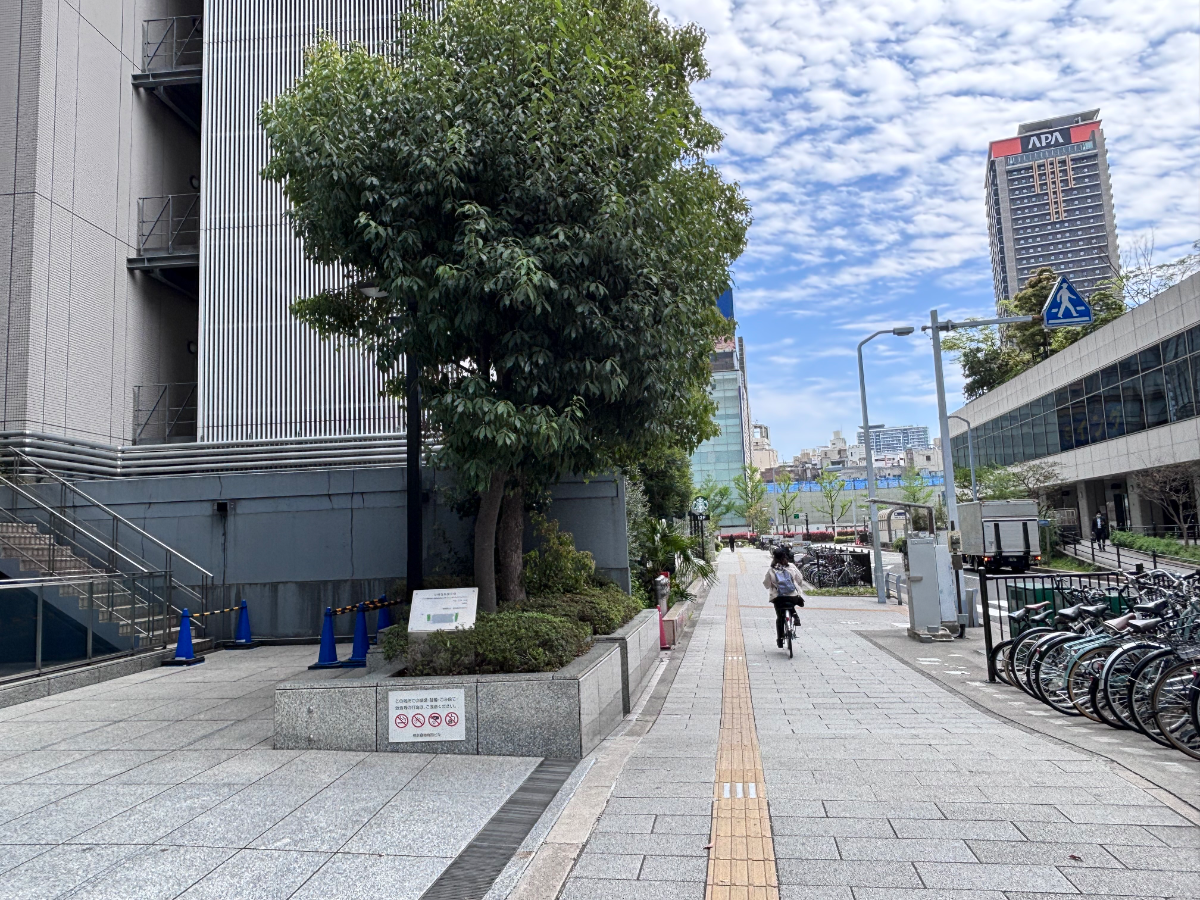 v20260423151000/fresh/building/J00100413301_2