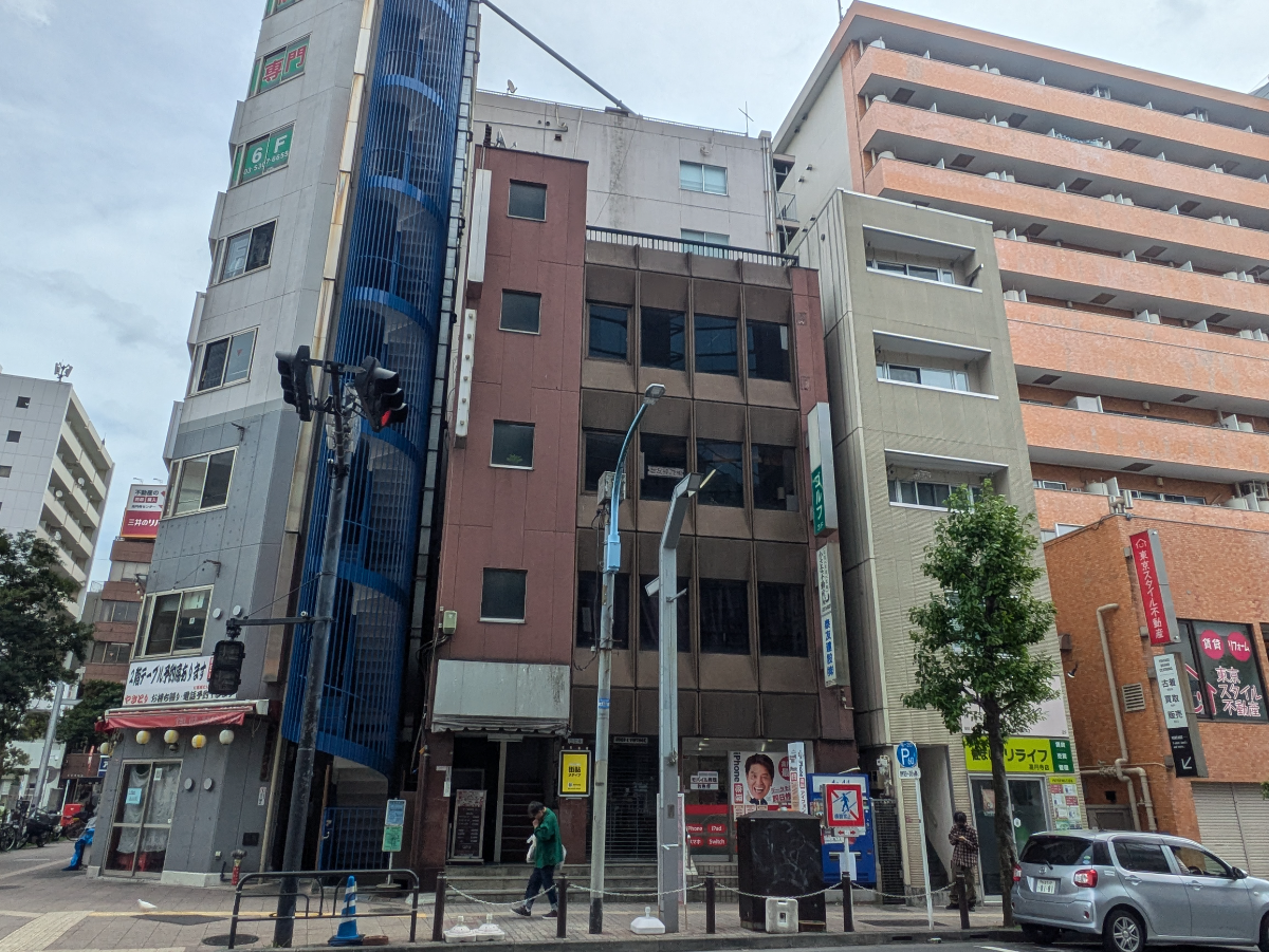 v20260427151116/fresh/building/J00100358125_10