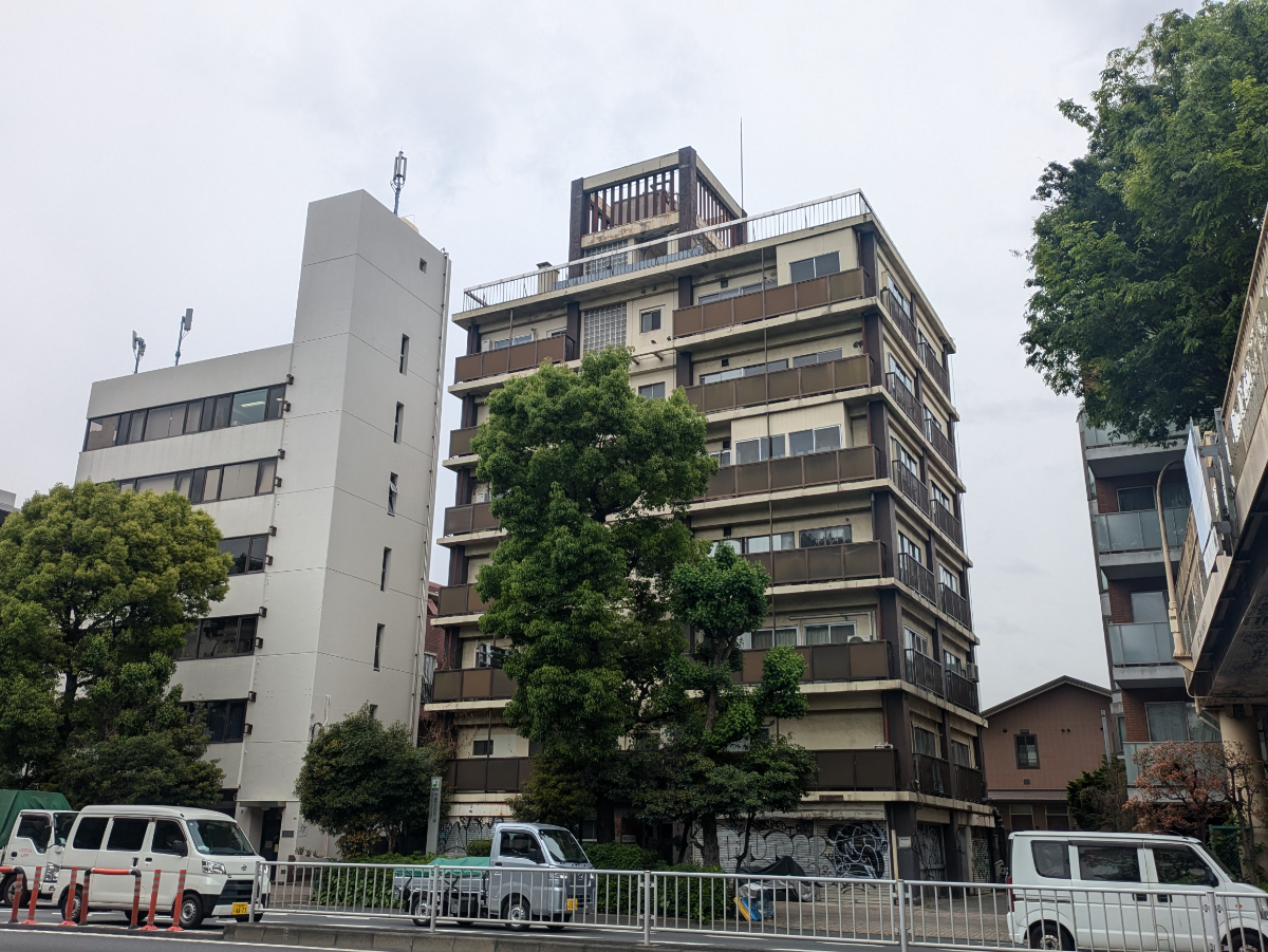 v20260427151116/fresh/building/J00100359238_10