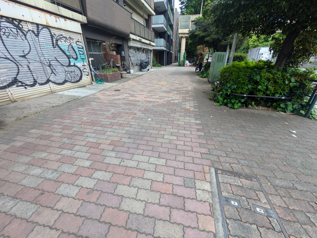 v20260427151116/fresh/building/J00100359238_13