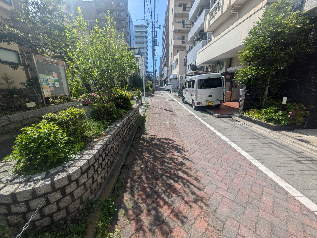 v20260427151116/fresh/building/J00100373051_14