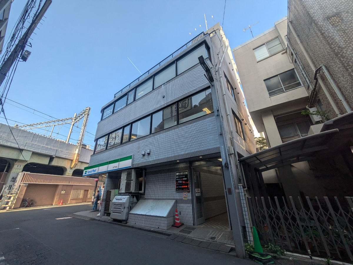v20260427151116/fresh/building/J00100381281_15