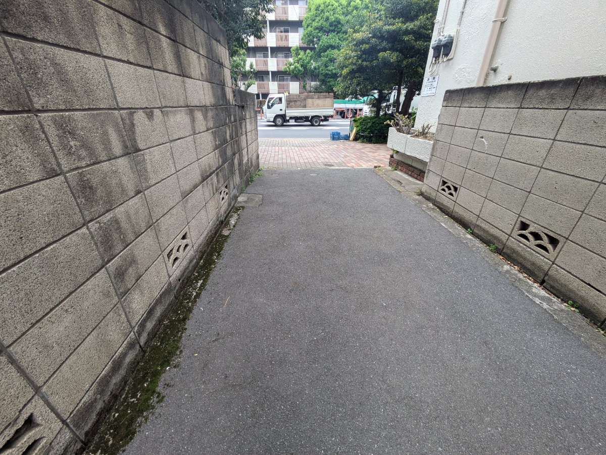 v20260427151116/fresh/building/J00100409565_12