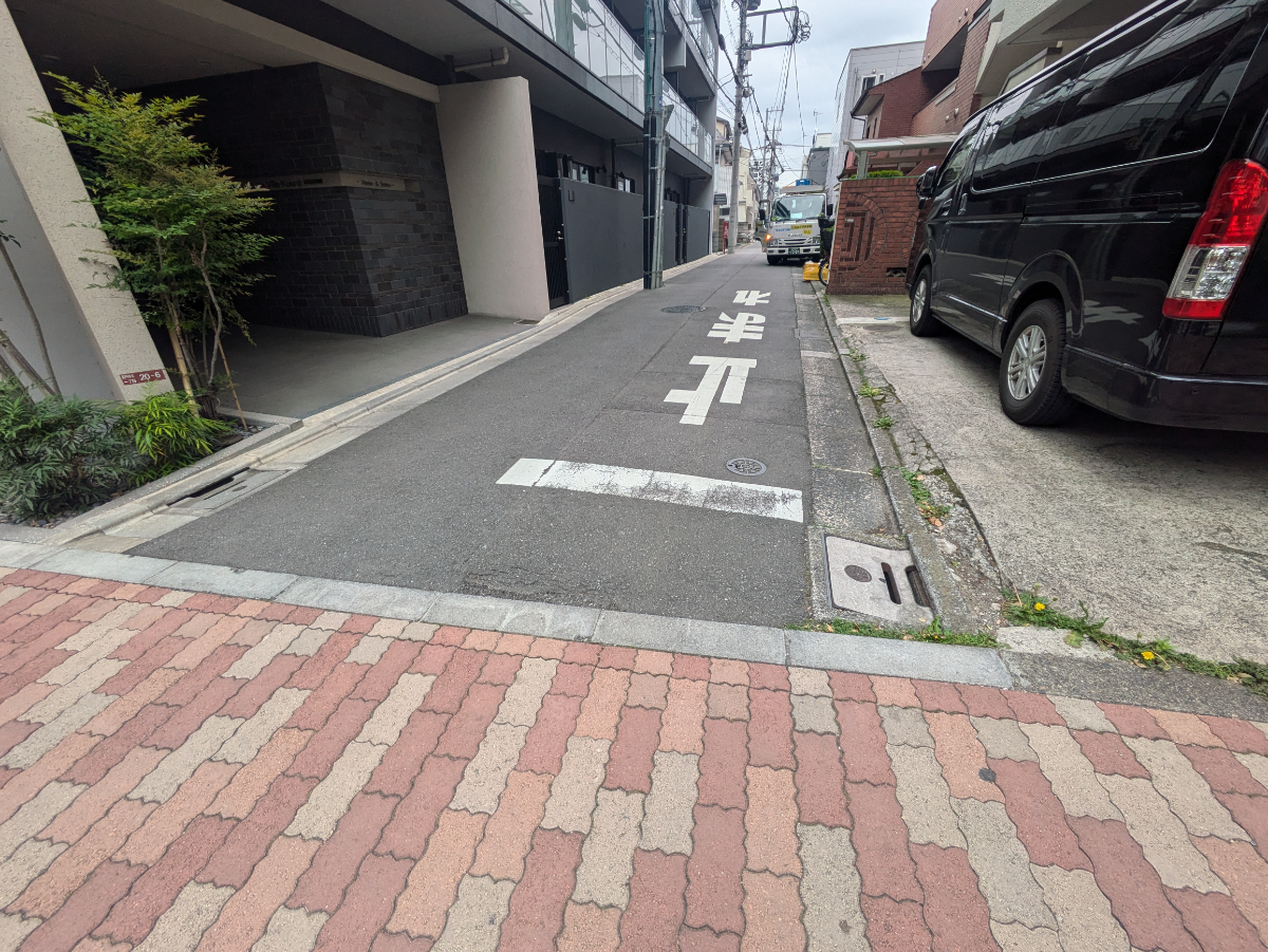 v20260427151116/fresh/building/J00100409565_9