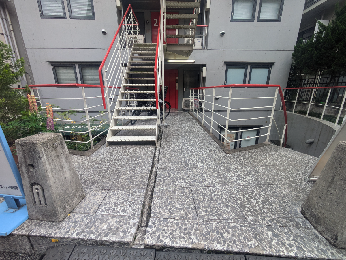 v20260427151116/fresh/building/J00100409566_3