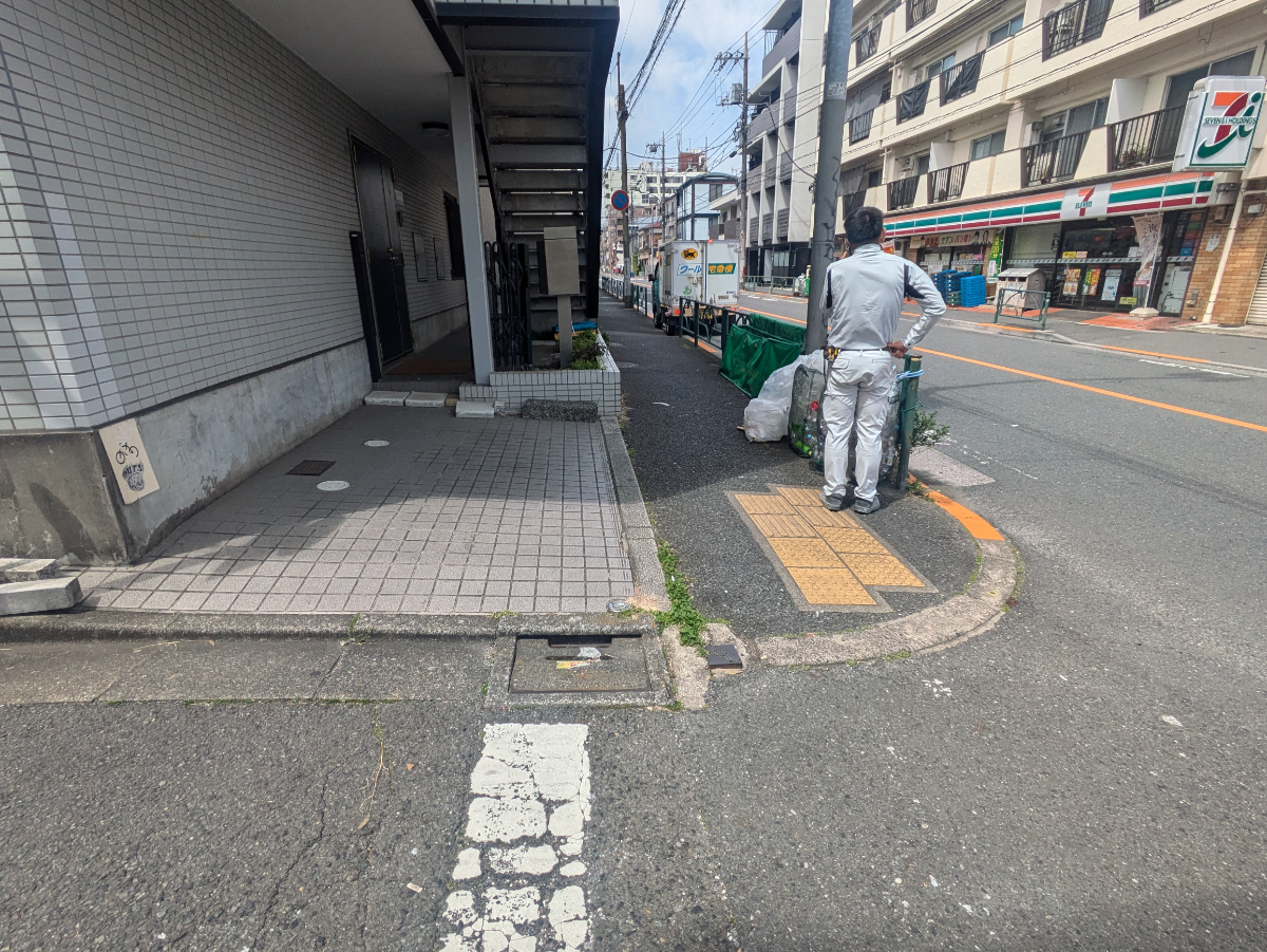 v20260427151116/fresh/building/J00100411324_11