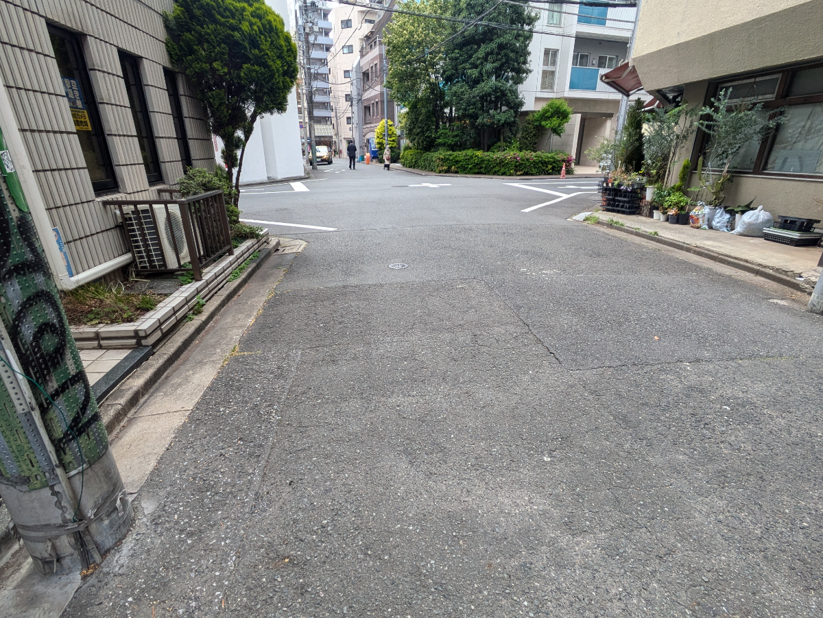 v20260427151116/fresh/building/J00100416293_14
