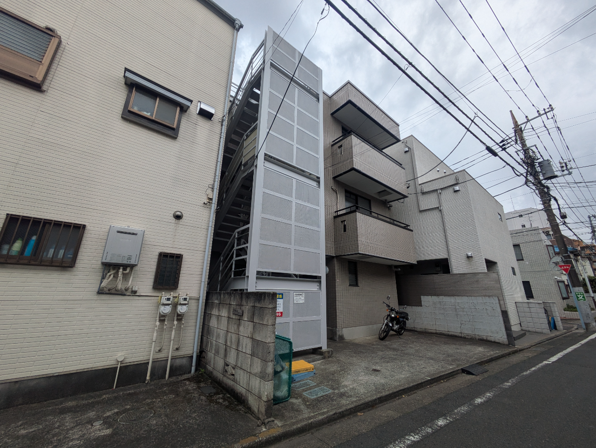 v20260427151116/fresh/building/J00100419988_11