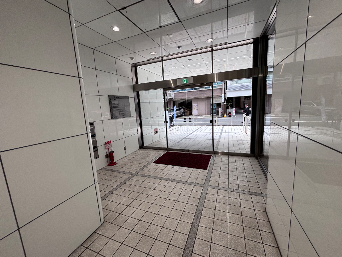 v20260427151116/fresh/building/J00100460881_9