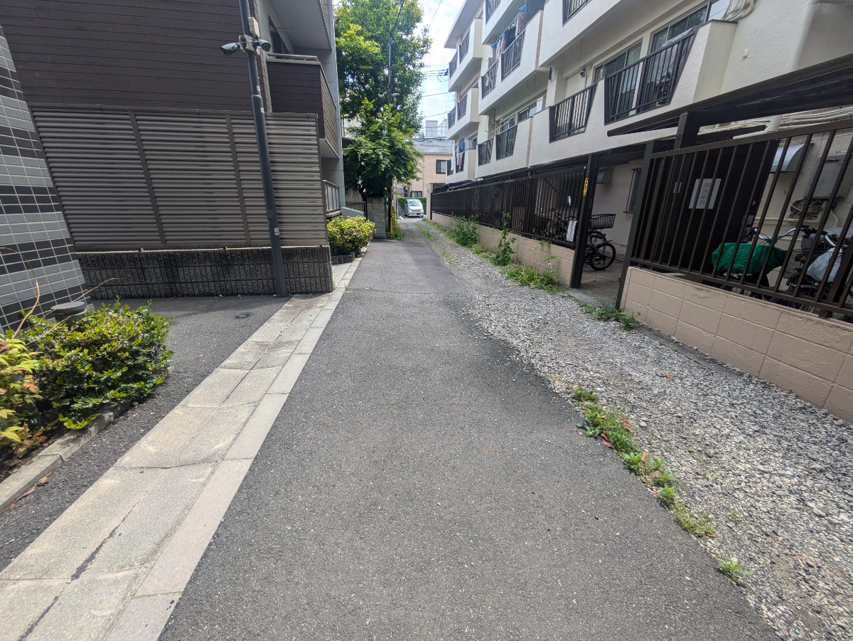 v20260427151116/fresh/building/J00100503932_15