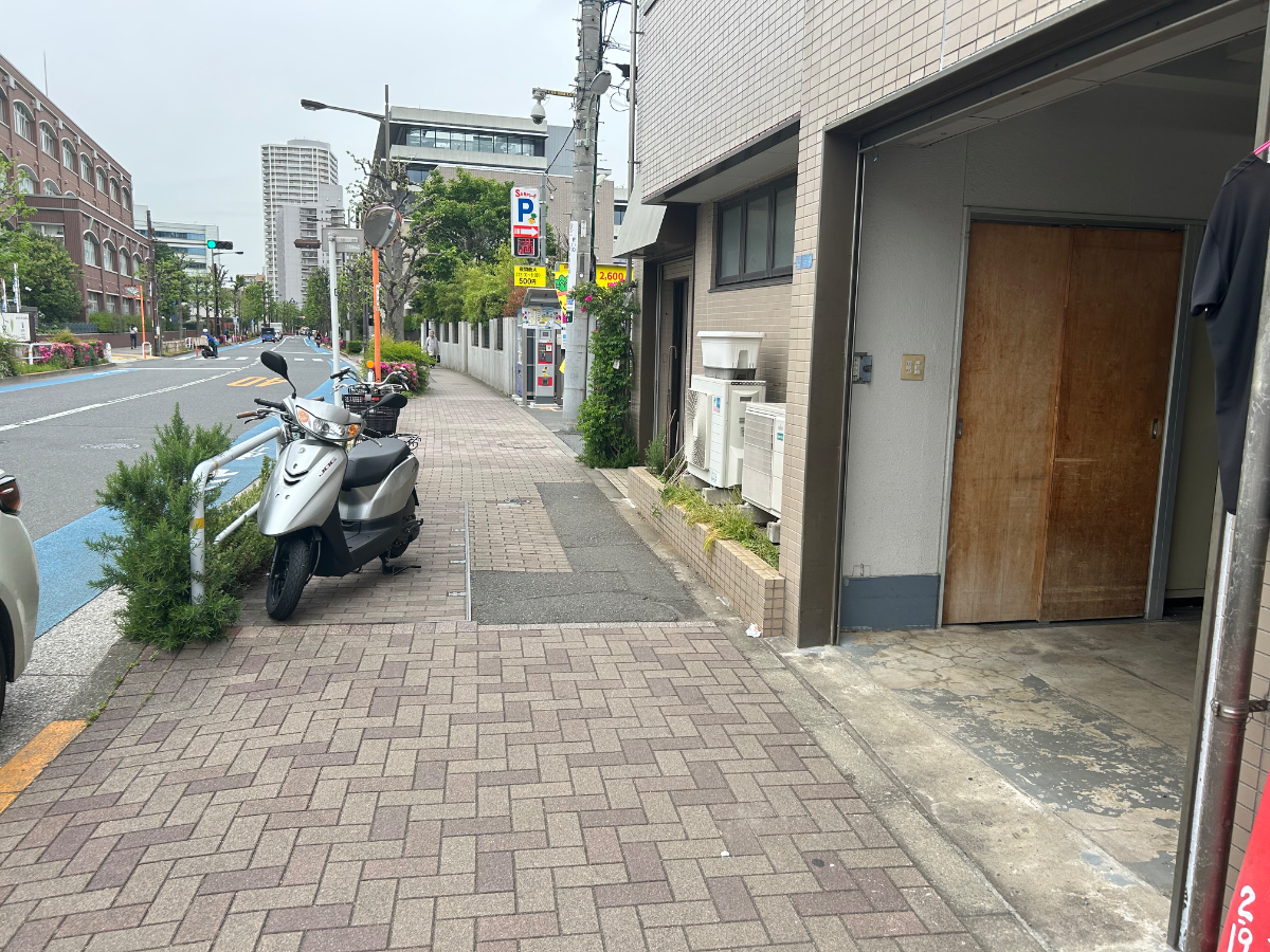 v20260429150637/fresh/building/J00100403990_13