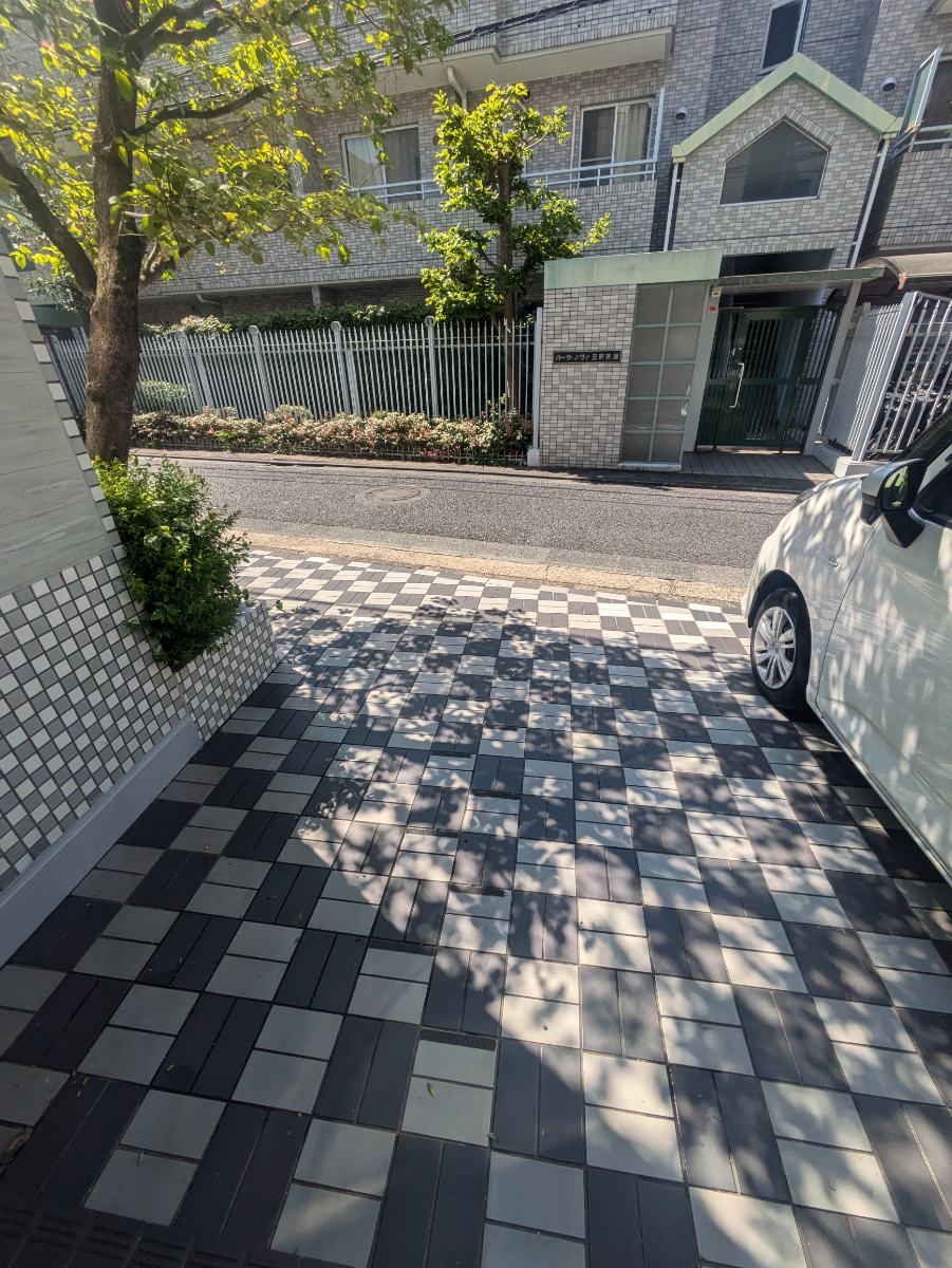 v20260429150637/fresh/building/J00100474965_8