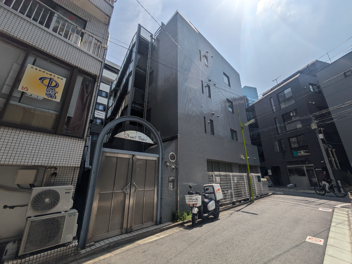 v20260501150758/fresh/building/J00100362913_11