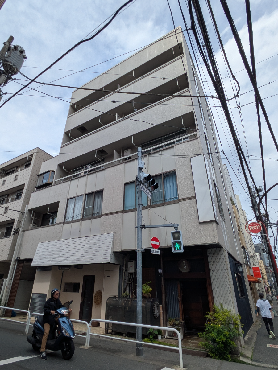 v20260501150758/fresh/building/J00100363650_8